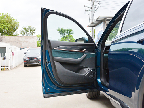 2021款 星越L 2.0TD 高功自动四驱旗舰型