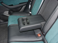 2021款 星越L 2.0TD 高功自动四驱旗舰型