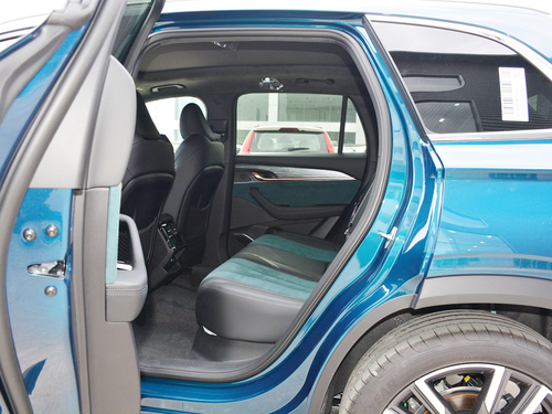 2021款 星越L 2.0TD 高功自动四驱旗舰型