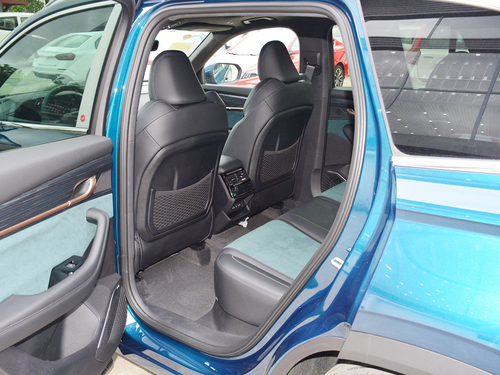 2021款 星越L 2.0TD 高功自动四驱旗舰型