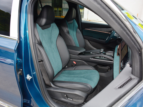 2021款 星越L 2.0TD 高功自动四驱旗舰型