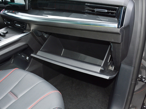 2022款 荣威RX5 MAX 400TGI 自动有为至尊版