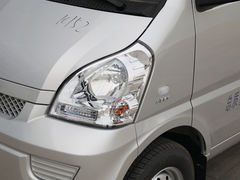 2021款 五菱荣光  1.5L加长基本型封窗车5座L3C