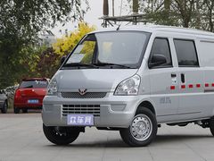 2021款 五菱荣光  1.5L加长基本型封窗车5座L3C