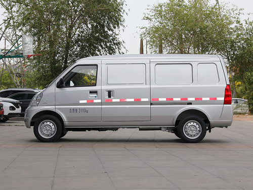 2021款 五菱荣光  1.5L加长基本型封窗车2座L3C