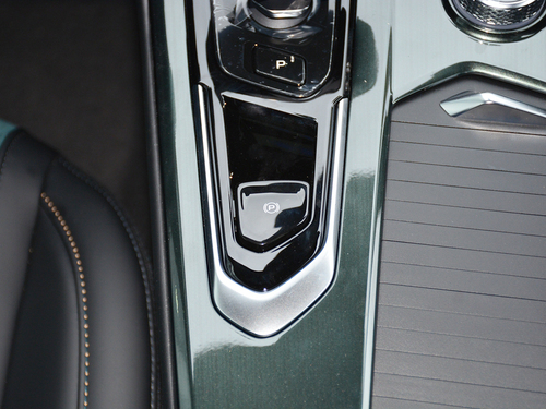 2021款 星越L 2.0TD 高功自动四驱旗舰型