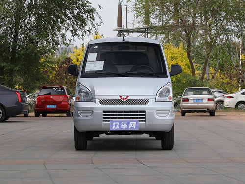 2021款 五菱荣光  1.5L加长基本型封窗车2座L3C