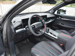 2022款 荣威RX5 MAX 400TGI 自动有为至尊版