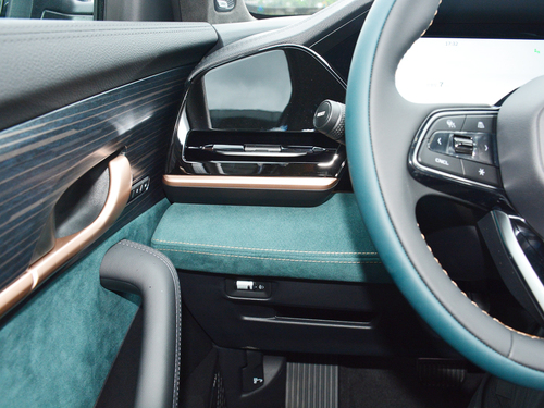 2021款 星越L 2.0TD 高功自动四驱旗舰型