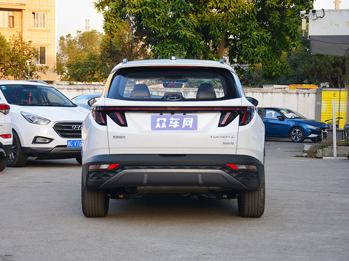 2022款  途胜L 2.0L 混动·尊贵版