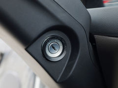 2021款 五菱荣光  1.5L加长基本型封窗车2座L3C