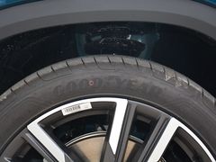 2021款 星越L 2.0TD 高功自动四驱旗舰型