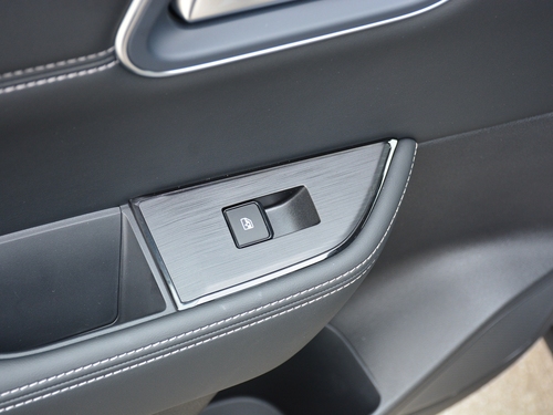 2021款 奇骏 VC-Turbo 300 CVT 4WD至尊版