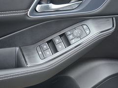 2021款 奇骏 VC-Turbo 300 CVT 4WD至尊版