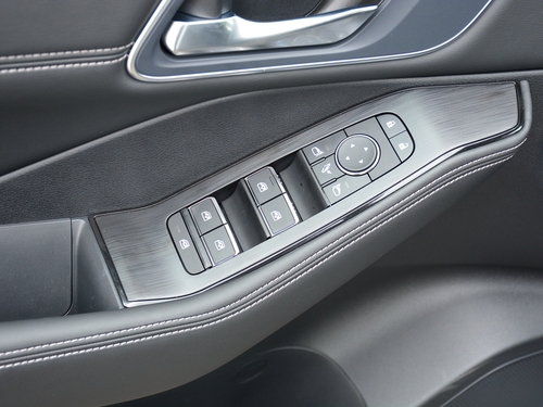 2021款 奇骏 VC-Turbo 300 CVT 4WD至尊版