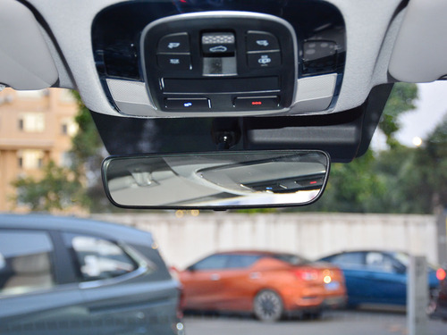 2022款  途胜L 2.0L 混动·尊贵版