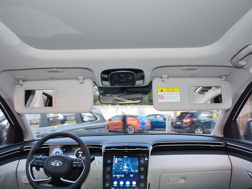 2022款  途胜L 2.0L 混动·尊贵版