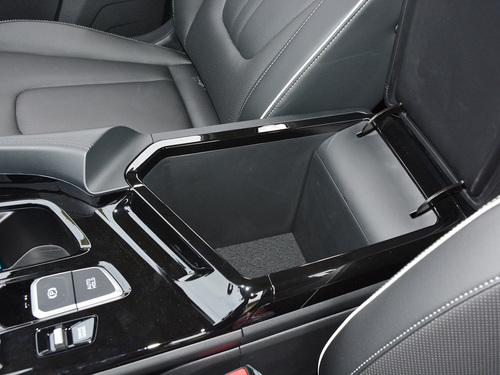 2021款 库斯途 380TGDi 智爱尊贵版 LUX Premium