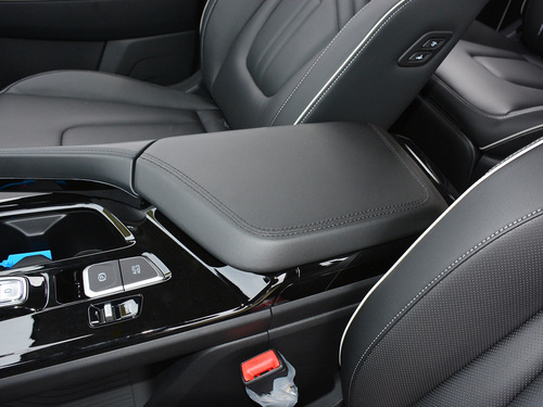 2021款 库斯途 380TGDi 智爱尊贵版 LUX Premium