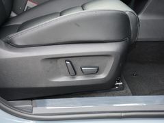 2021款 奇骏 VC-Turbo 300 CVT 4WD至尊版