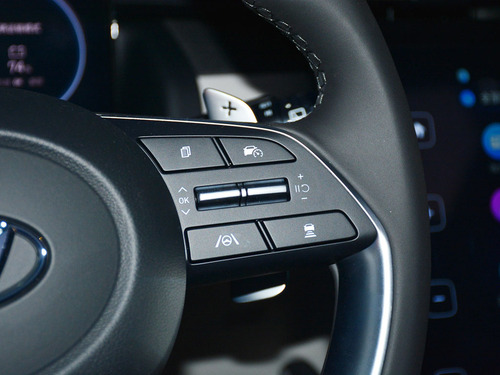 2022款  途胜L 2.0L 混动·尊贵版