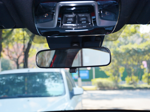 2021款 思皓曜 1.5TGDI DCT闪电RACE版