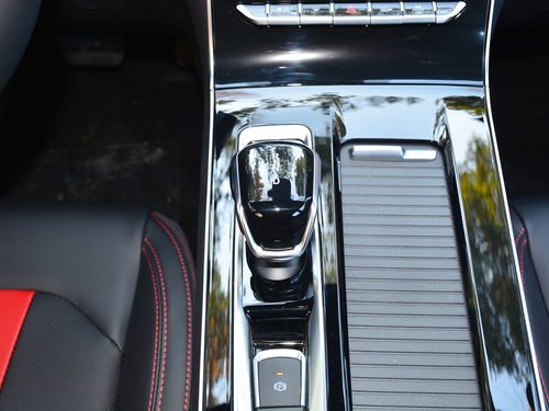 2021款 思皓曜 1.5TGDI DCT闪电RACE版