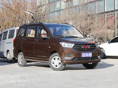 2021款 五菱宏光 1.5L改款 S舒适型LAR