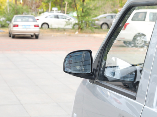 2021款 五菱荣光  1.5L加长基本型封窗车2座L3C