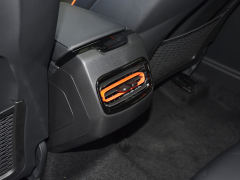 2021款 领克02 Hatchback 2.0TD Halo 驾控套件版