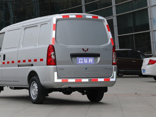 2021款 五菱荣光  1.5L加长基本型封窗车2座L3C