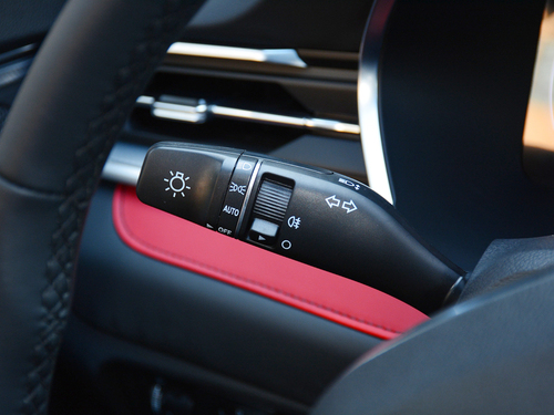 2021款 思皓曜 1.5TGDI DCT闪电RACE版