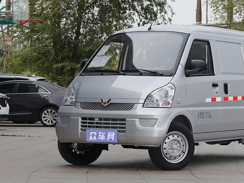2021款 五菱荣光  1.5L加长基本型封窗车2座L3C