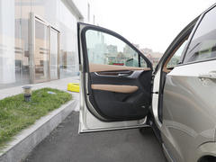 2022款 凯迪拉克XT6 2.0T 六座四驱铂金型