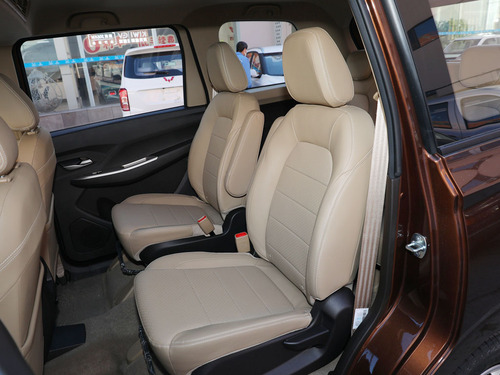 2021款 五菱宏光 1.5L改款 S舒适型LAR