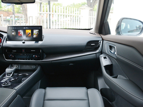 2021款 奇骏 VC-Turbo 300 CVT 4WD至尊版