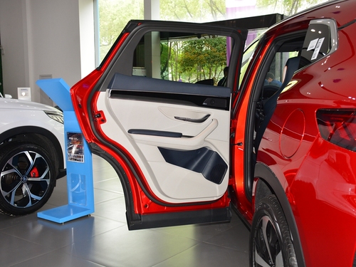 2021款 宋PLUS新能源 DM-i 110KM 旗舰PLUS