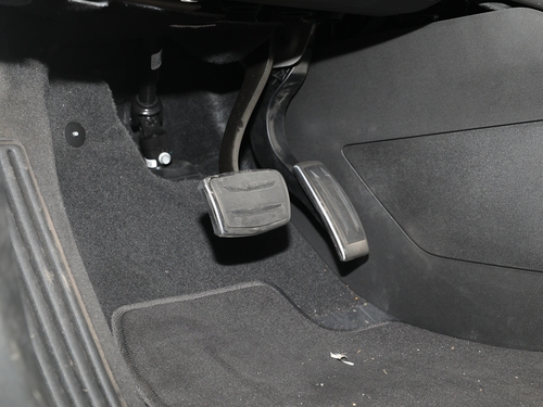 2022款 凯迪拉克XT6 2.0T 六座四驱铂金型