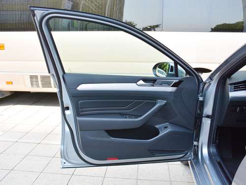 2021款 蔚揽 2.0T R-Line纵行版