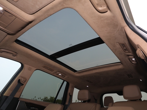 2022款 凯迪拉克XT6 2.0T 六座四驱铂金型