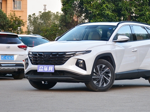 2022款  途胜L 2.0L 混动·尊贵版