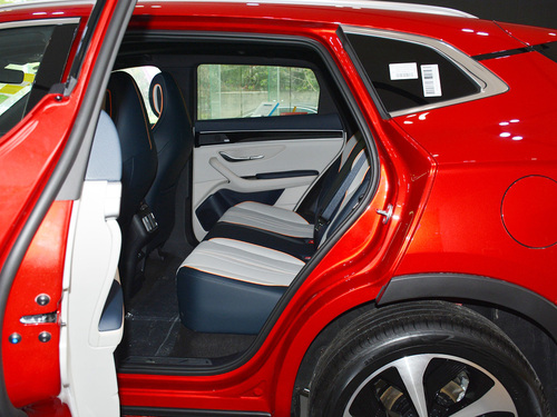 2021款 宋PLUS新能源 DM-i 110KM 旗舰PLUS