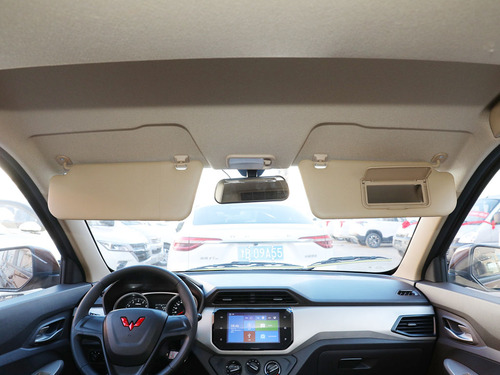 2021款 五菱宏光 1.5L改款 S舒适型LAR