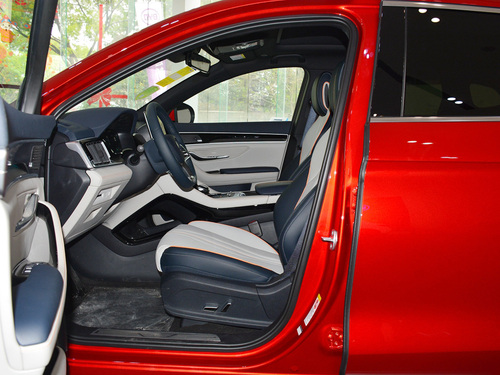 2021款 宋PLUS新能源 DM-i 110KM 旗舰PLUS