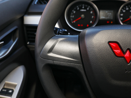 2021款 五菱宏光 1.5L改款 S舒适型LAR