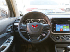 2021款 五菱宏光 1.5L改款 S舒适型LAR