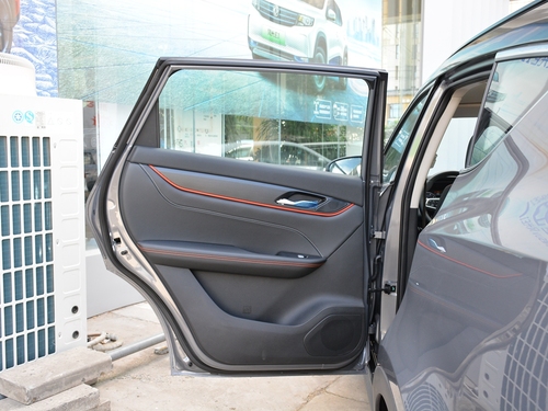 2021款 东风风光580 ☆星版 1.5TGDI 自动旗舰型