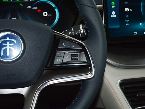 2021款 宋PLUS新能源 DM-i 110KM 旗舰PLUS