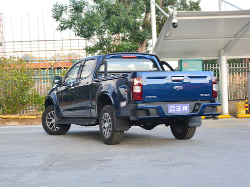 2018款 TAGA达咖 3.0T 两驱豪华版