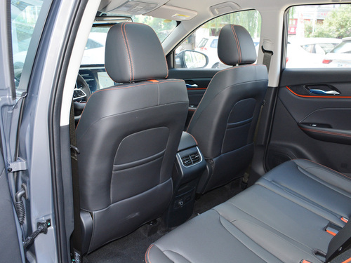 2021款 东风风光580 ☆星版 1.5TGDI 自动旗舰型